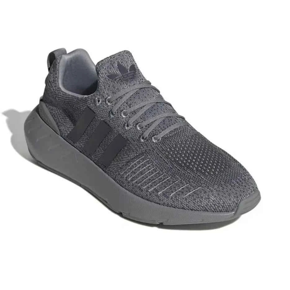 UK 5.5 Adidas Swift Run 22 Black Women’s Trainers – EU 38.5