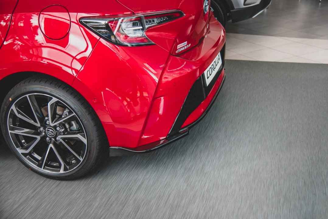 Maxton Design - CENTRAL REAR SPLITTER TOYOTA COROLLA MK12 HATCHBACK (2019-)