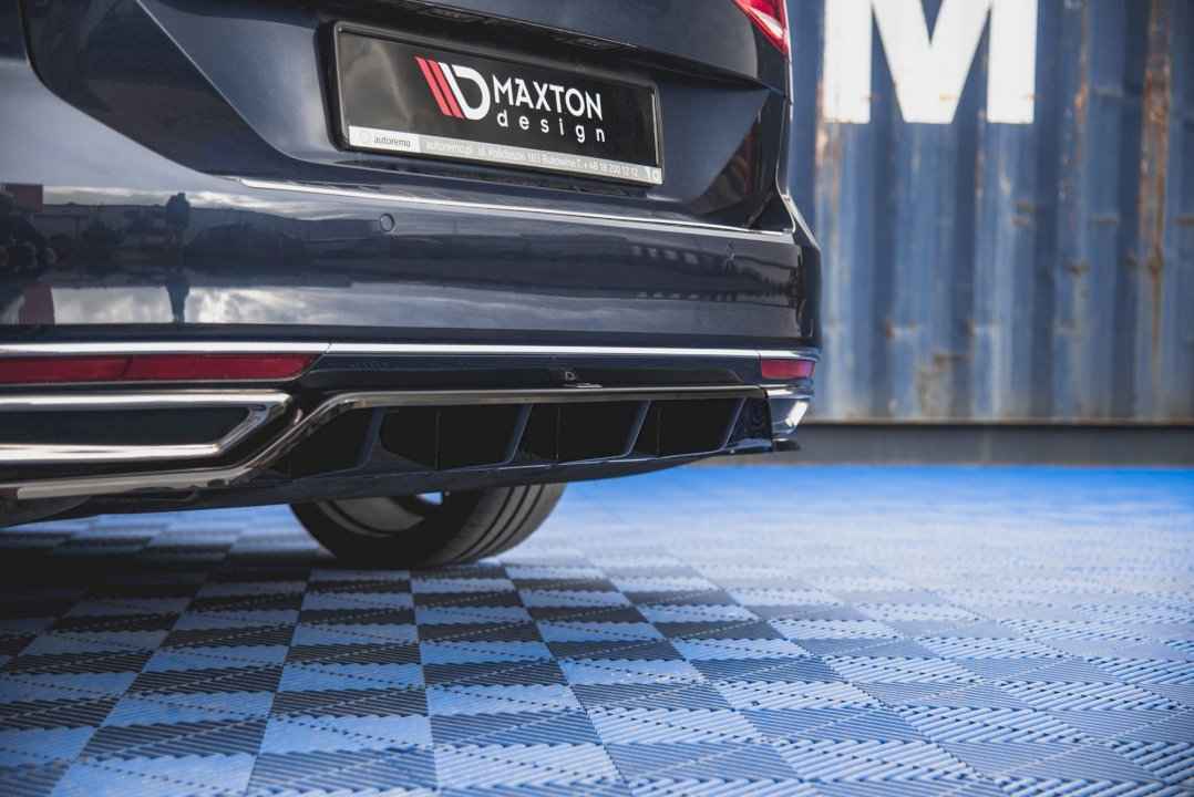 Maxton Design - Central Rear Splitter (W/ Vertical Bars) VW Passat B8 (2014-2019)