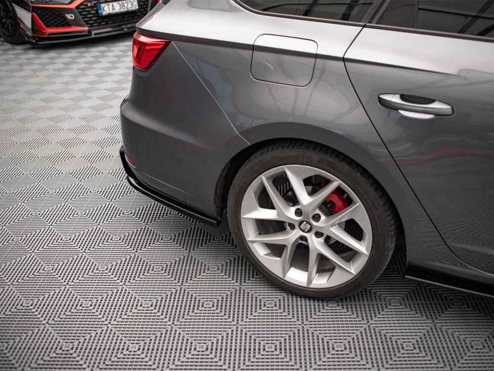 Maxton Design - REAR SIDE SPLITTERS V.2 SEAT LEON FR SPORTSTOURER MK3 (2012-2016)