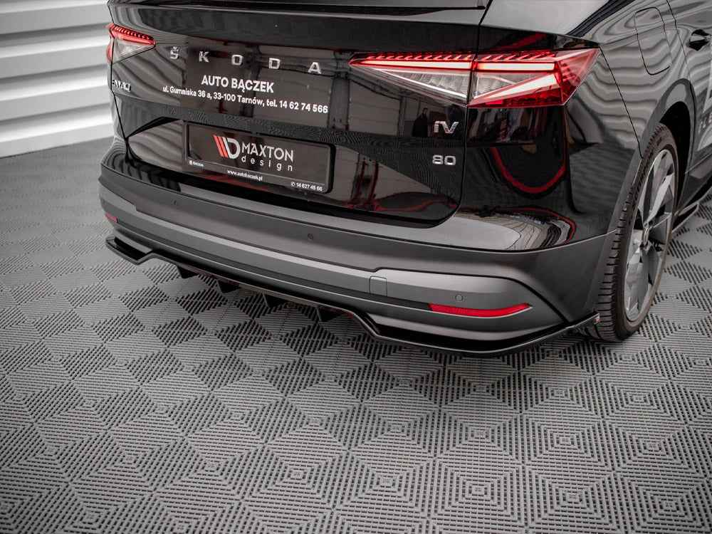 Maxton Design - CENTRAL REAR SPLITTER (VERTICAL BARS) SKODA ENYAQ IV (2020-)