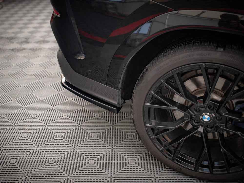 Maxton Design - CENTRAL REAR SPLITTER (VERTICAL BARS) V.2 BMW X6 M-PACK G06