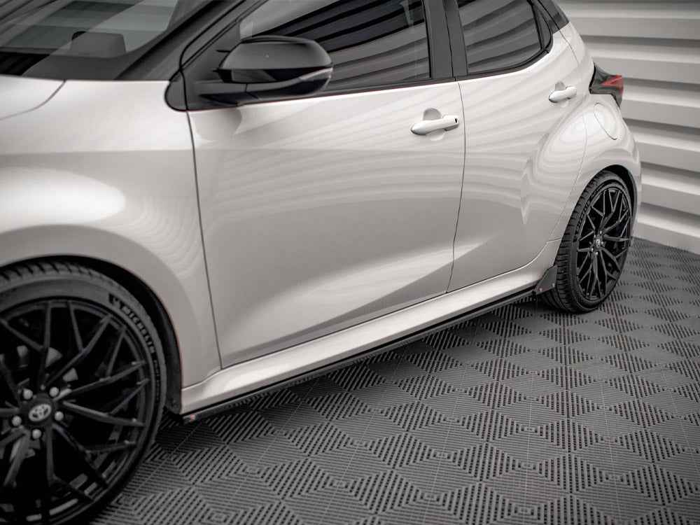 Maxton Design - SIDE SKIRTS DIFFUSERS V.1 + FLAPS TOYOTA YARIS MK4