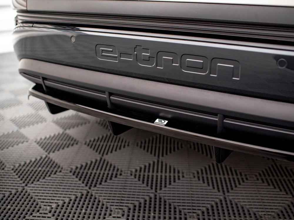 Maxton Design - CENTRAL REAR SPLITTER (VERTICAL BARS) AUDI Q4 E-TRON SPORTBACK MK1