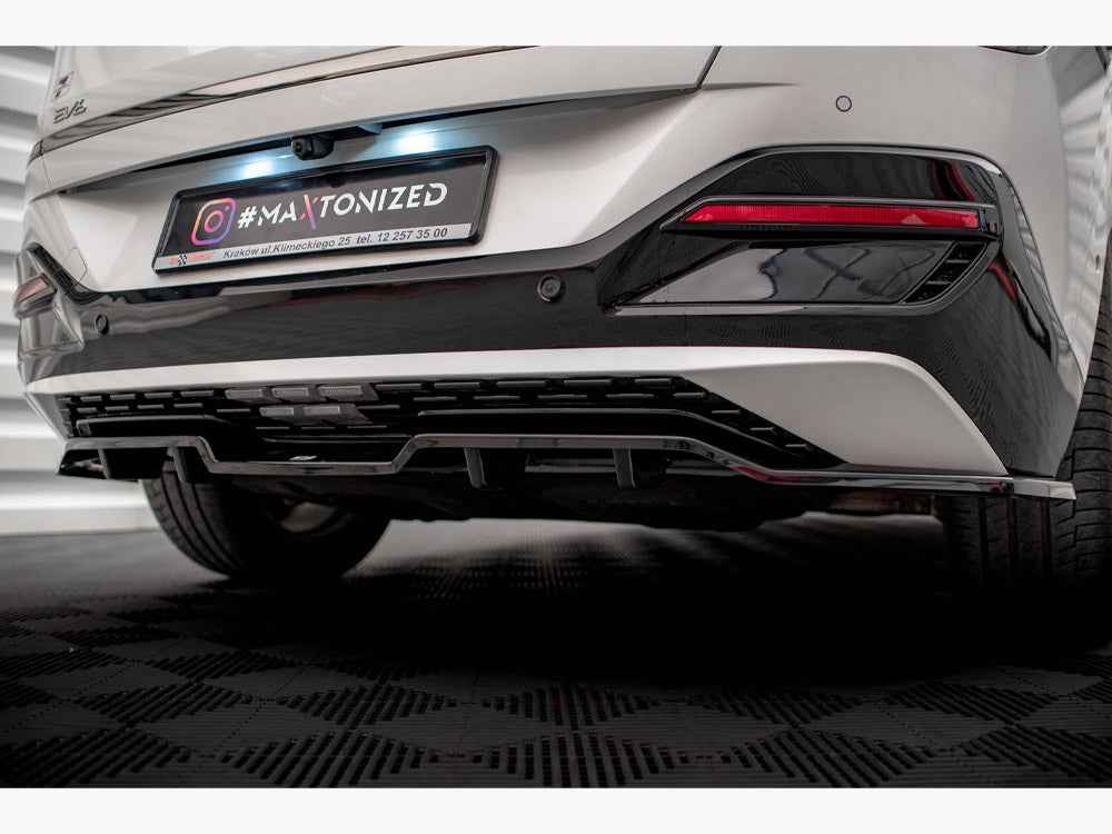 Maxton Design - CENTRAL REAR SPLITTER (VERTICAL BARS) KIA EV6 GT-LINE MK1