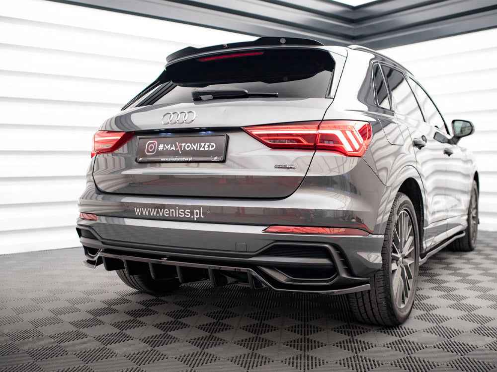 Maxton Design - CENTRAL REAR SPLITTER (VERTICAL BARS) AUDI Q3 S-LINE F3