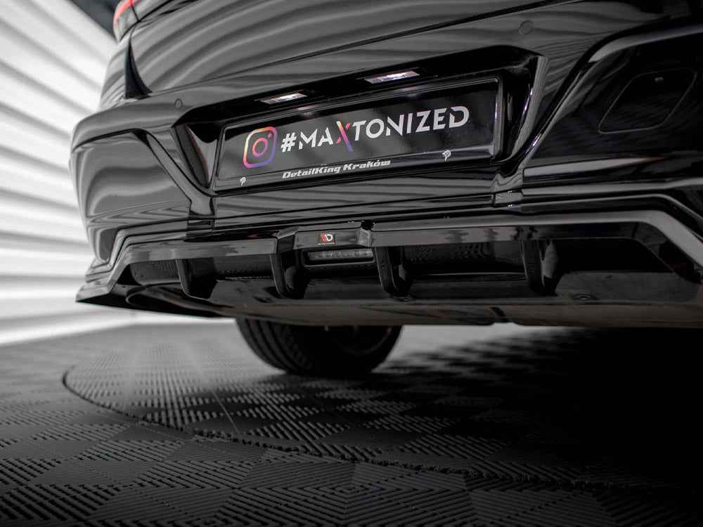 Maxton Design - CENTRAL REAR SPLITTER (VERTICAL BARS) BMW 7 M-PACK G70