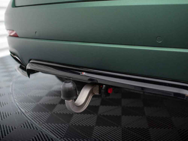 Maxton Design - CENTRAL REAR SPLITTER (VERTICAL BARS) MASERATI LEVANTE MK1