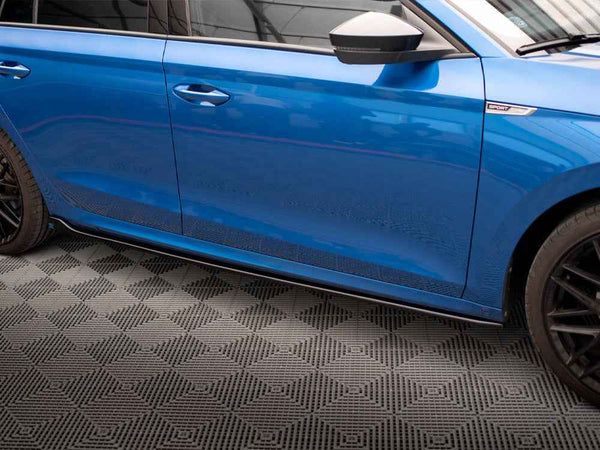 Maxton Design - SIDE SKIRTS SPLITTERS V1 SKODA OCTAVIA MK4 (2019-2024)