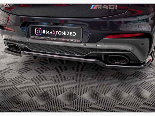 Maxton Design - CENTRAL REAR SPLITTER (VERTICAL BARS) V.2 BMW X4 M-PACK G02