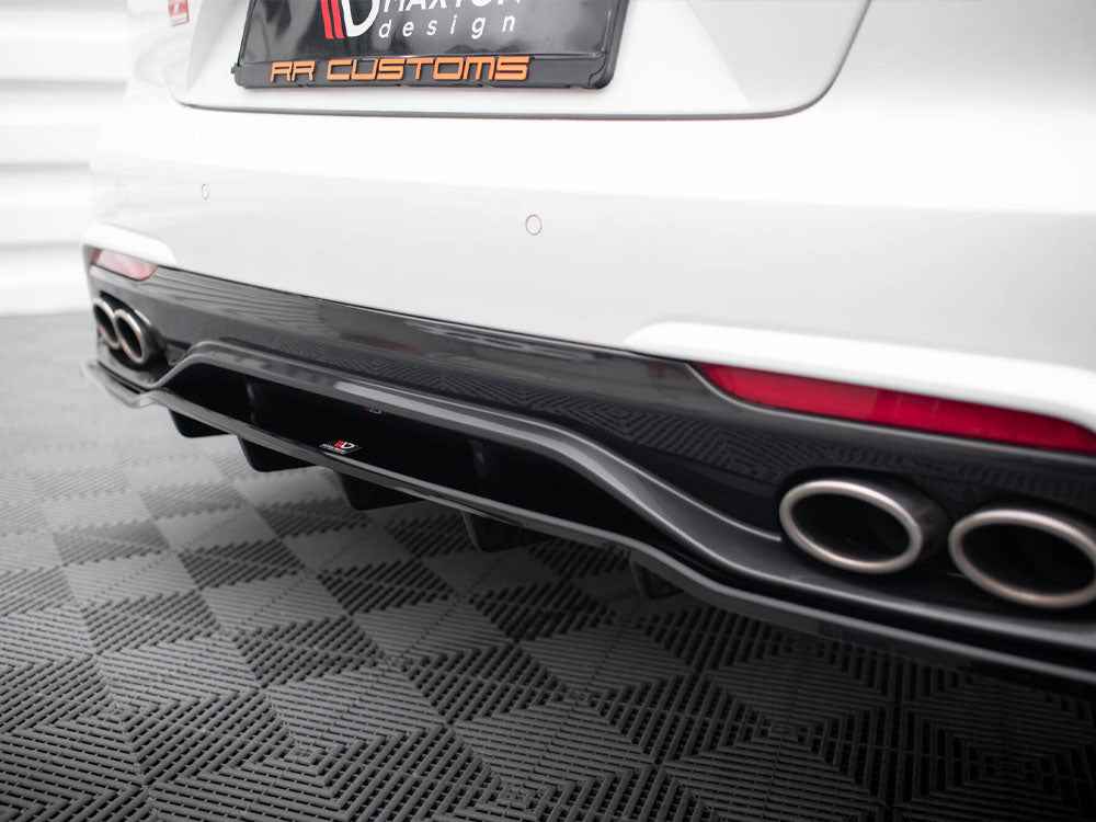 Maxton Design - CENTRAL REAR SPLITTER (VERTICAL BARS) KIA STINGER MK1