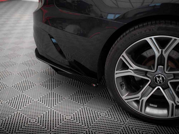Maxton Design - STREET PRO REAR SIDE SPLITTERS + FLAPS KIA STINGER GT-LINE MK1