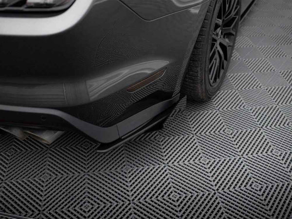 Maxton Design - Street Pro Rear Side Splitters + Flaps Ford Mustang GT Mk6