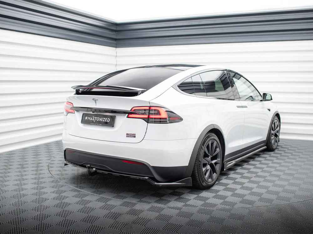 Maxton Design - CENTRAL REAR SPLITTER (VERTICAL BARS) TESLA MODEL X MK1 FACELIFT