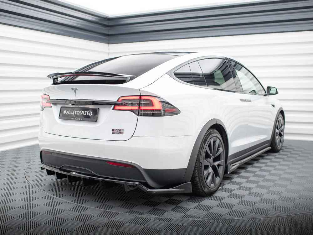 Maxton Design - CENTRAL REAR SPLITTER (VERTICAL BARS) TESLA MODEL X MK1 FACELIFT