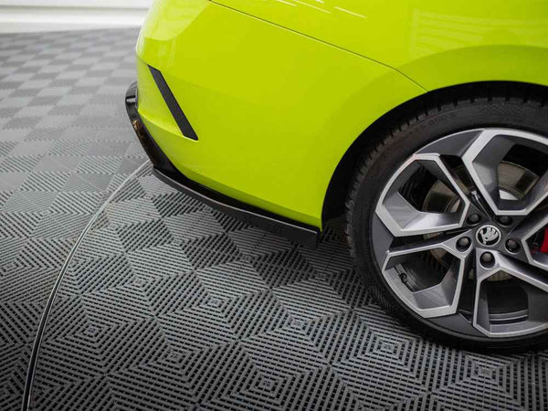 Maxton Design - REAR SIDE SPLITTERS V.4 SKODA OCTAVIA RS MK4