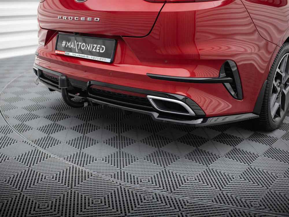Maxton Design - CENTRAL REAR SPLITTER (VERTICAL BARS) KIA PROCEED GT-LINE MK1