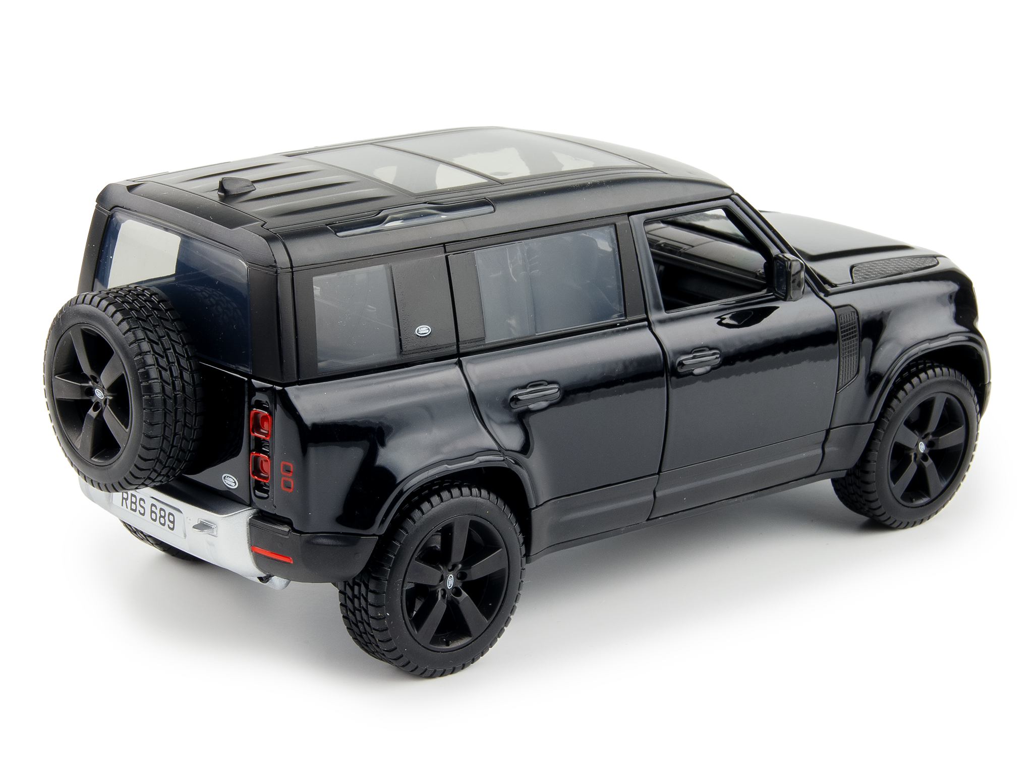 Land Rover Defender 110 Black 1:24 Scale Bburago Diecast Model