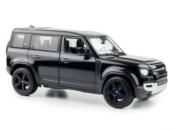 Land Rover Defender 110 Black 1:24 Scale Bburago Diecast Model