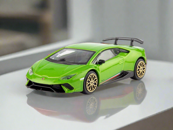 Lamborghini Huracan Performante green - 1:43 Scale Toy Car