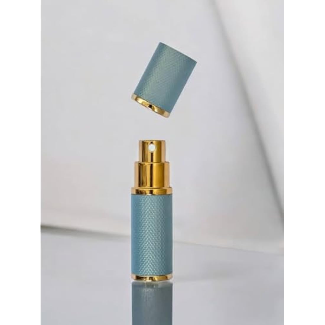 The Essential Atomizer Co. Patina 10ml refillable perfume atomiser with Gift Box. for handbag & travel. (SKY)