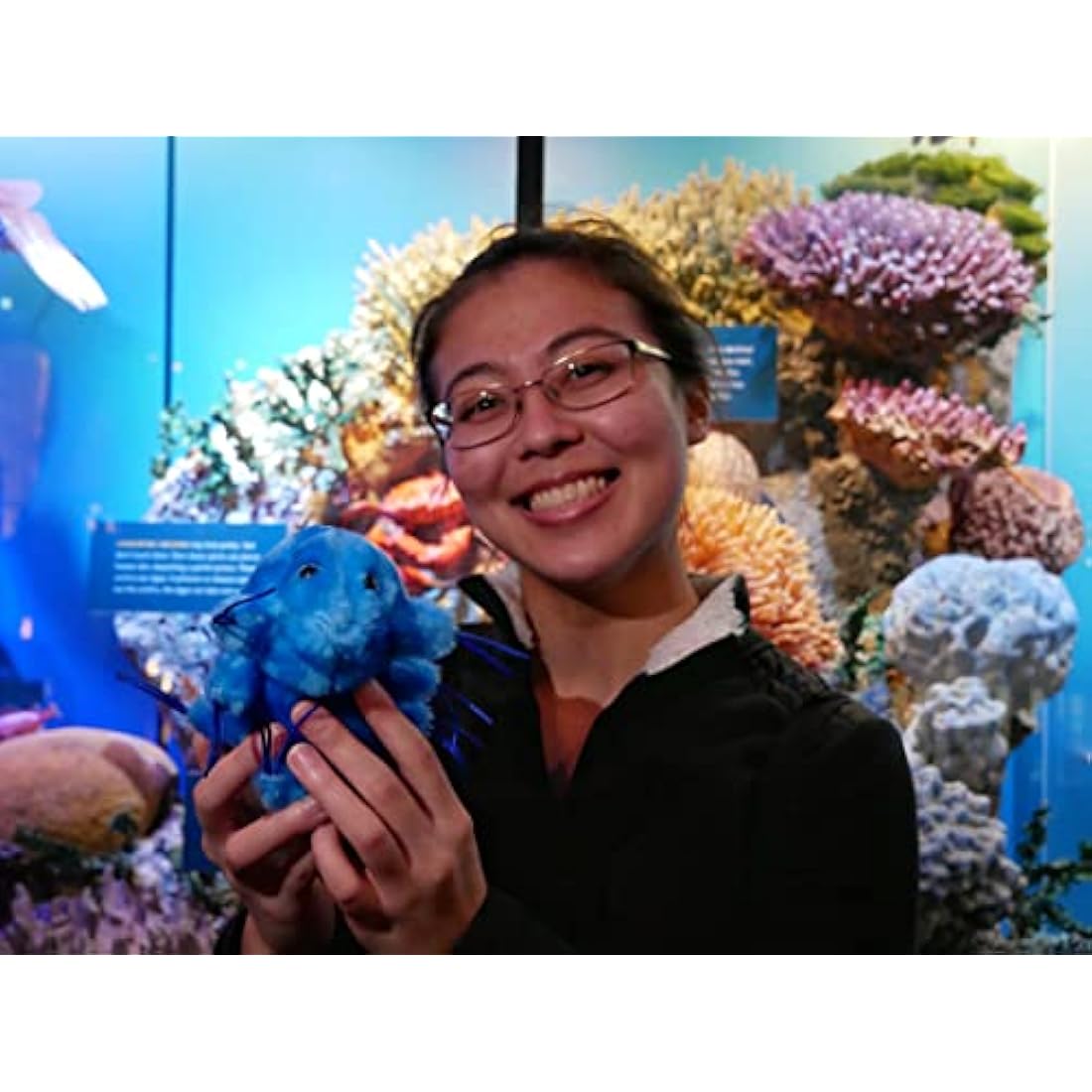 GIANTmicrobes Waterbear Plush - Learn About Microscopic Life with This Cuddly Plush, Unique Gift for Family, Friends, Tardigrade Fans, Scientists, Educators and Students