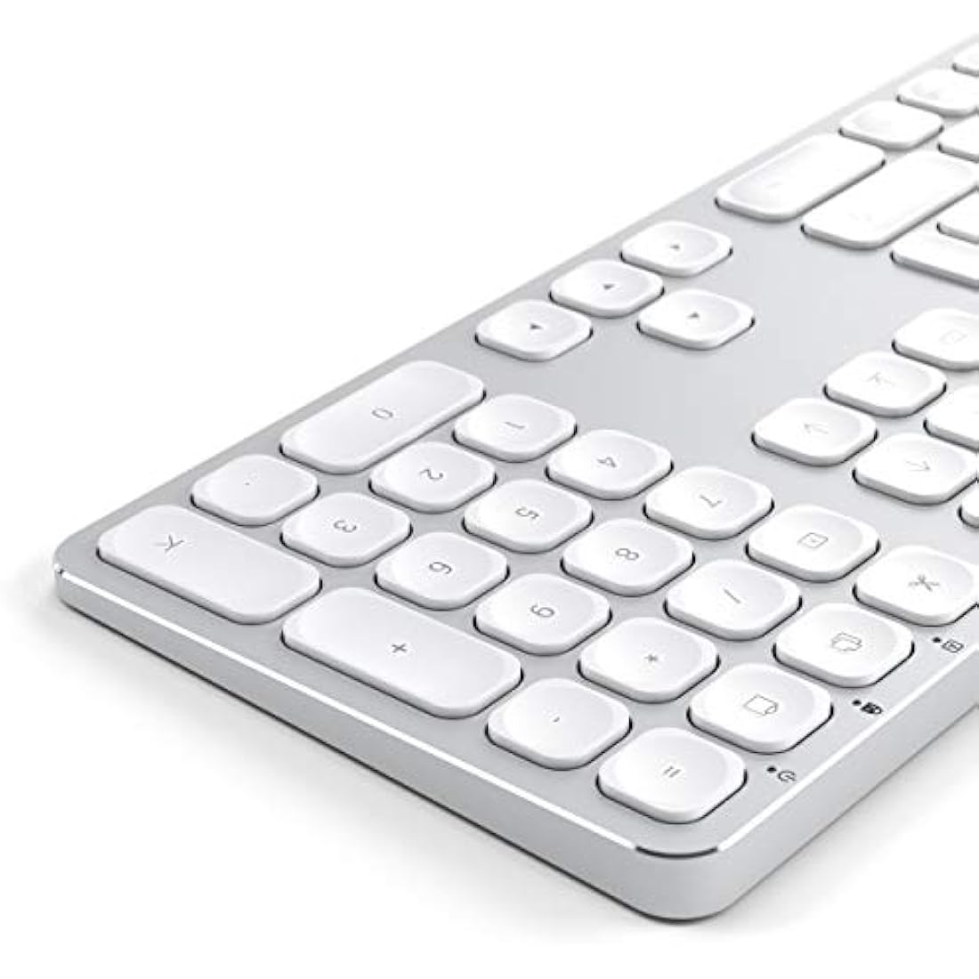 Satechi Aluminum Wired USB Keyboard with Numeric Keypad – for iMac Pro, iMac, Mac Mini, MacBook Pro/Air, Windows, PC or Laptop – Silver