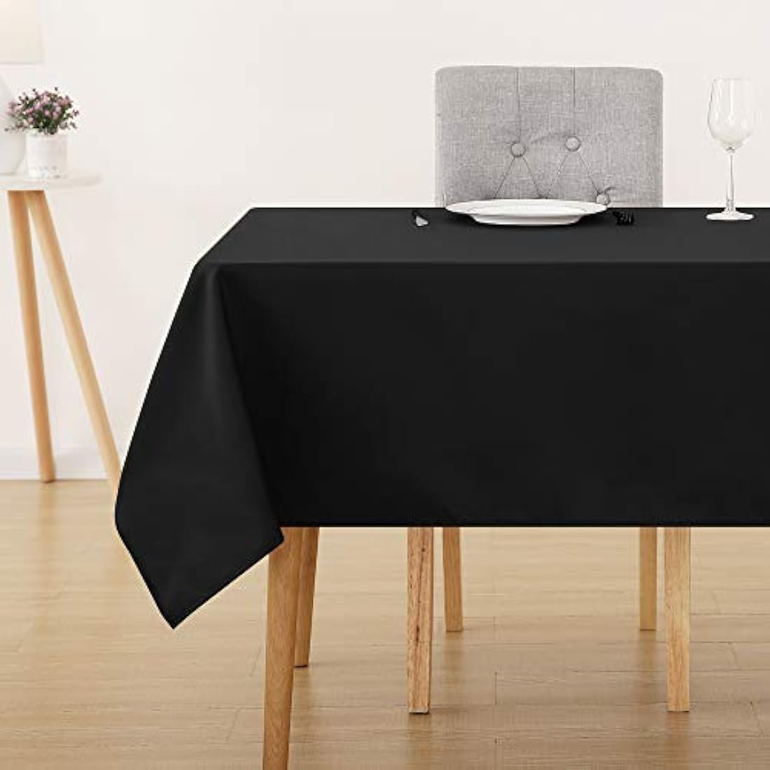 Deconovo Halloween Decorations Table Cloth Oxford Tablecloth Wipeable Plain Rectangle Tablecloth for Outdoors 137x200cm(54x79in) Black