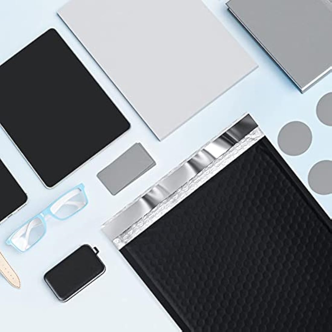 Switory 25pcs Poly Bubble Mailers A4 Padded Envelopes Bubble Envelopes Package Bags Lined Poly Mailer Self Seal Black, 21.6cmx28cm