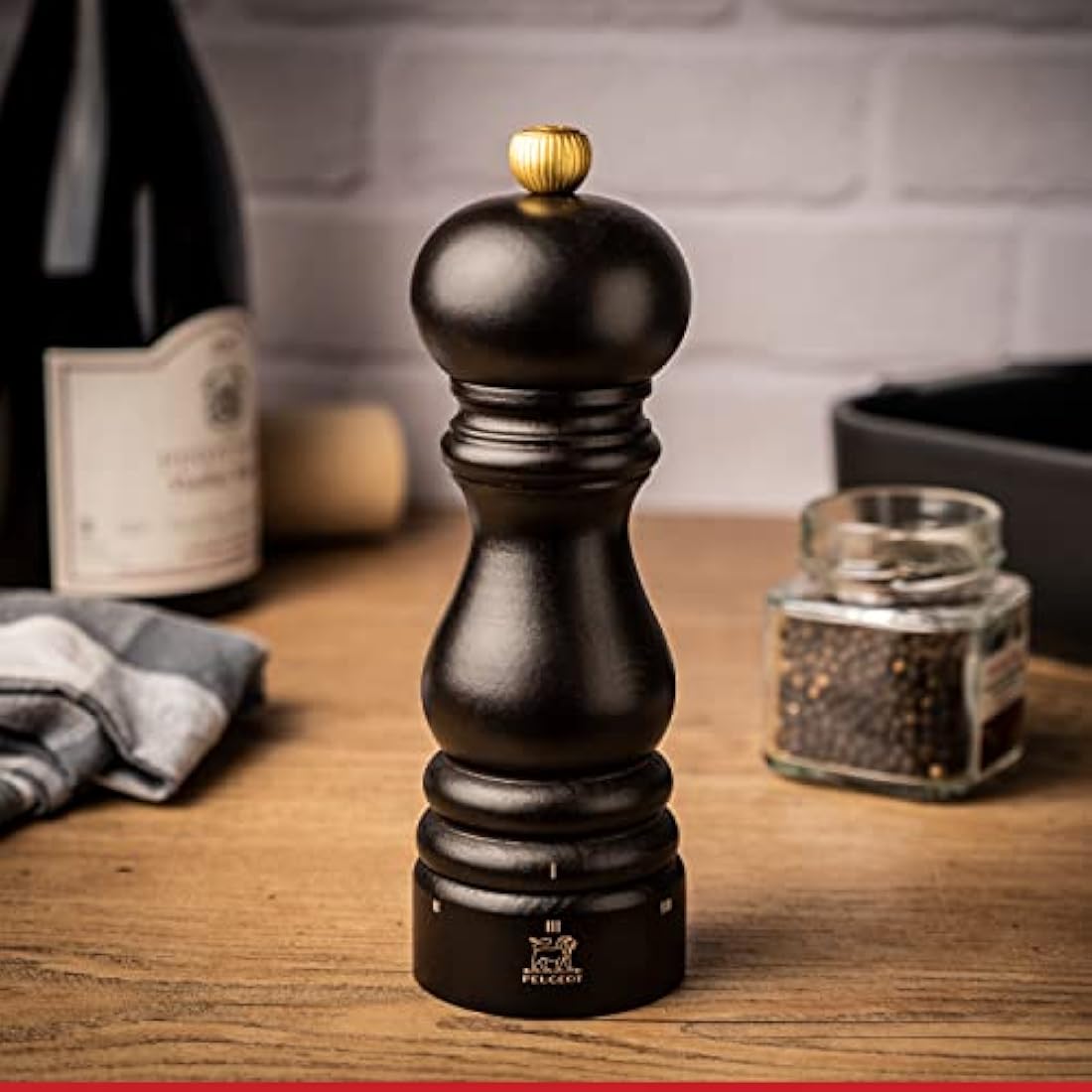 Peugeot Saveurs d'Epices Paris U'Select Pepper Mill, Wood, Chocolate, 7.60 x 7.60 x 40.00 cm