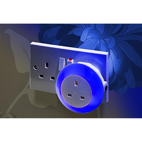 Auraglow Automatic Plug in Multi Colour Plug Through LED Nursery Night Light with Dusk Till Dawn Daylight Sensor