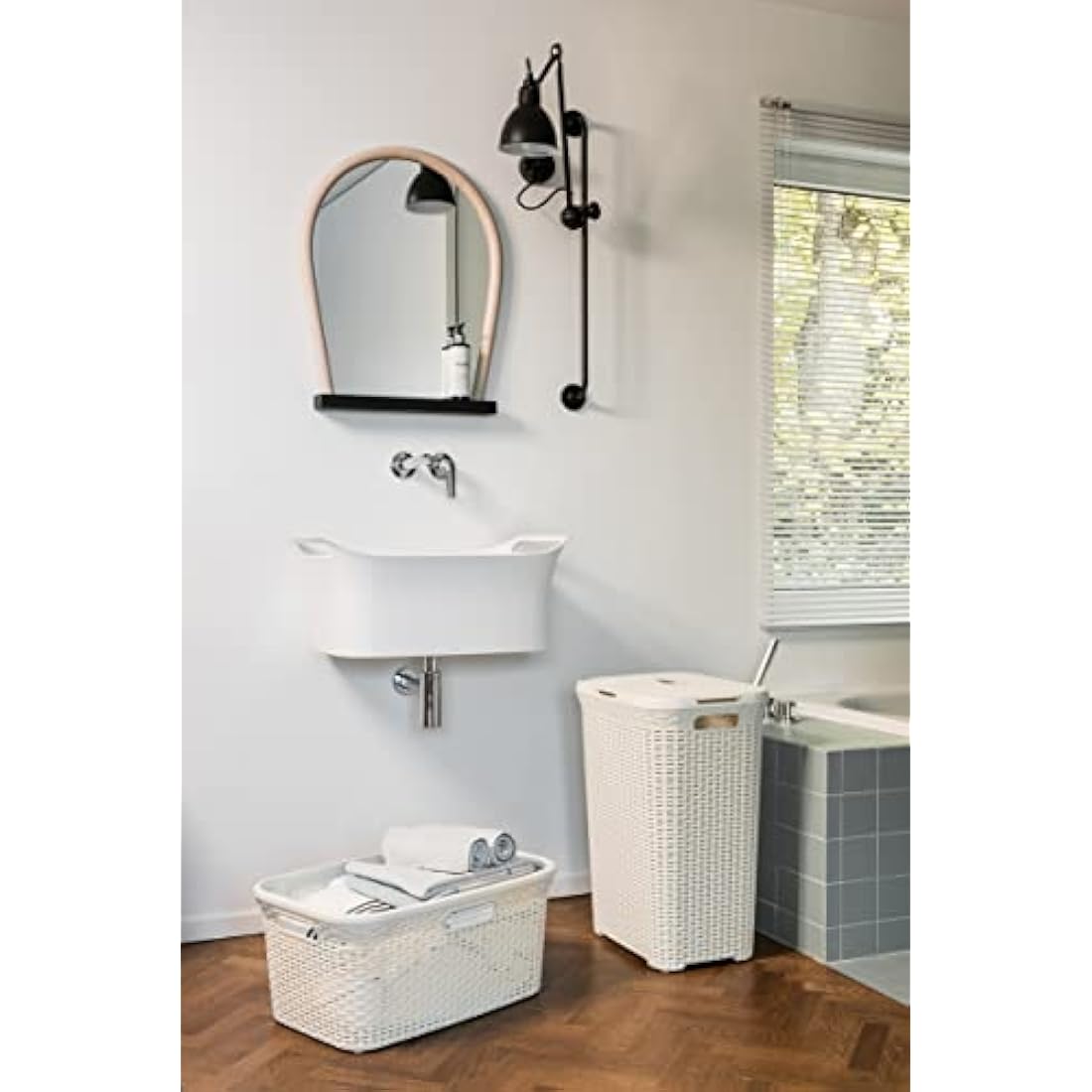 Curver Style 60 Litre Laundry Hamper, Vintage White