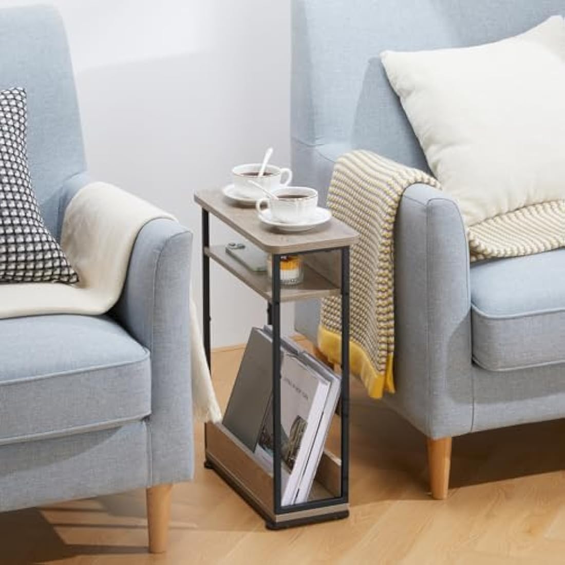 YEAKOO Narrow Side Table for Narrow and Small Spaces, Skinny Bedside Table Small Nightstand with Magazine Rack Space Saving (Oak, M)