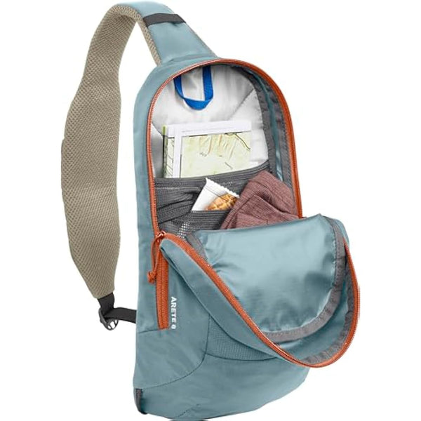 Camelbak Arete Sling 8 - 8 Litre Storage with 600ml Carry Cap Bottle