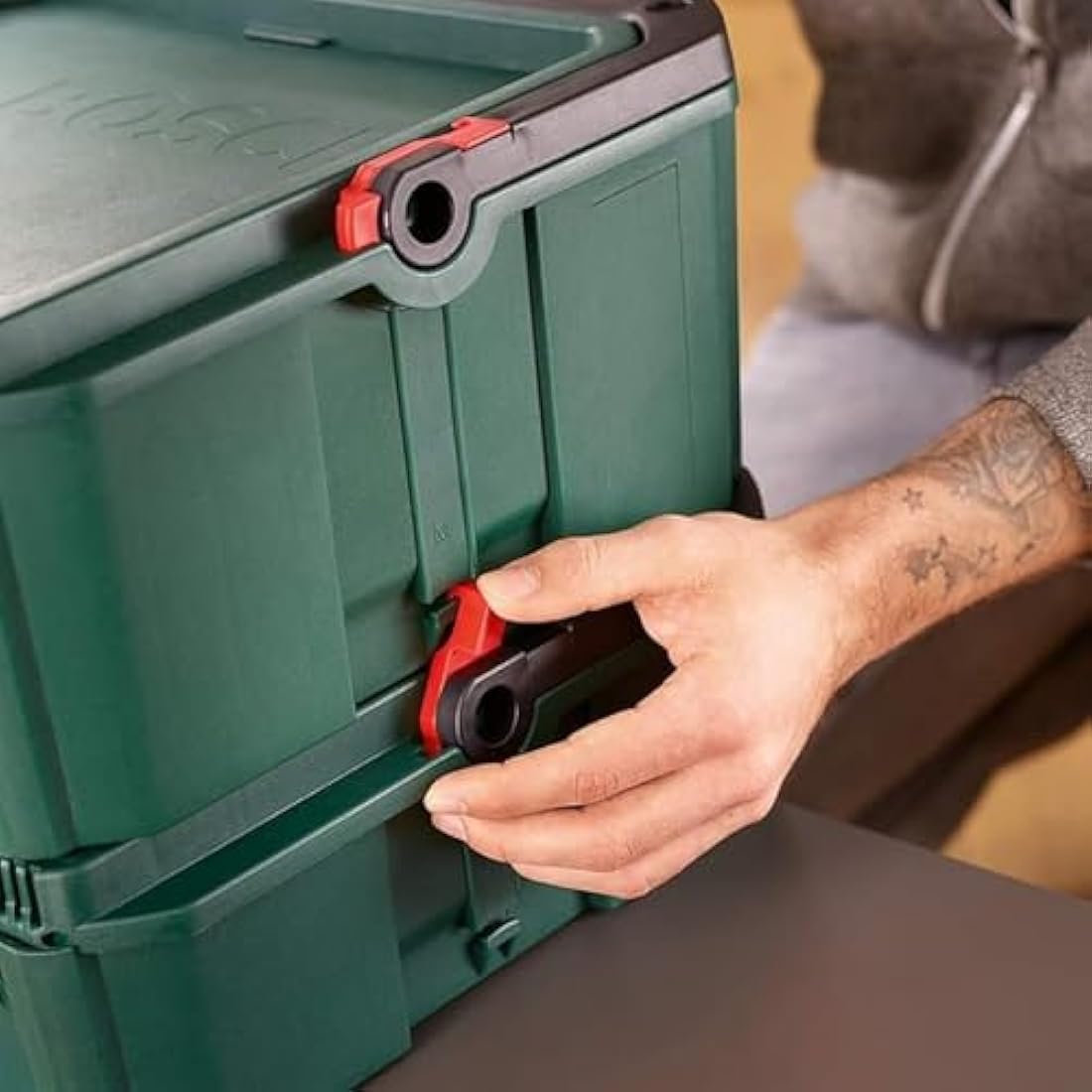 Bosch Tool Box (for Bosch Power Tools, SystemBox |Size M, Compatible with Bosch Accessory Box Small and Medium, in Sleeve)