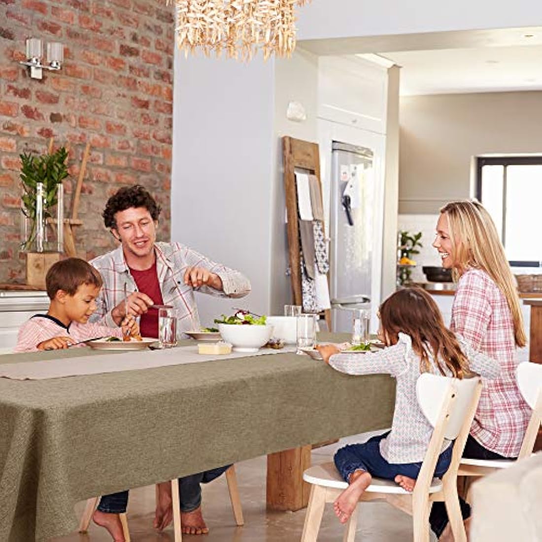 Deconovo Rectangle Faux Linen Table Cloth Water Resistant Tablecloth for Dinning 59x79in(150x200cm) Light Brown