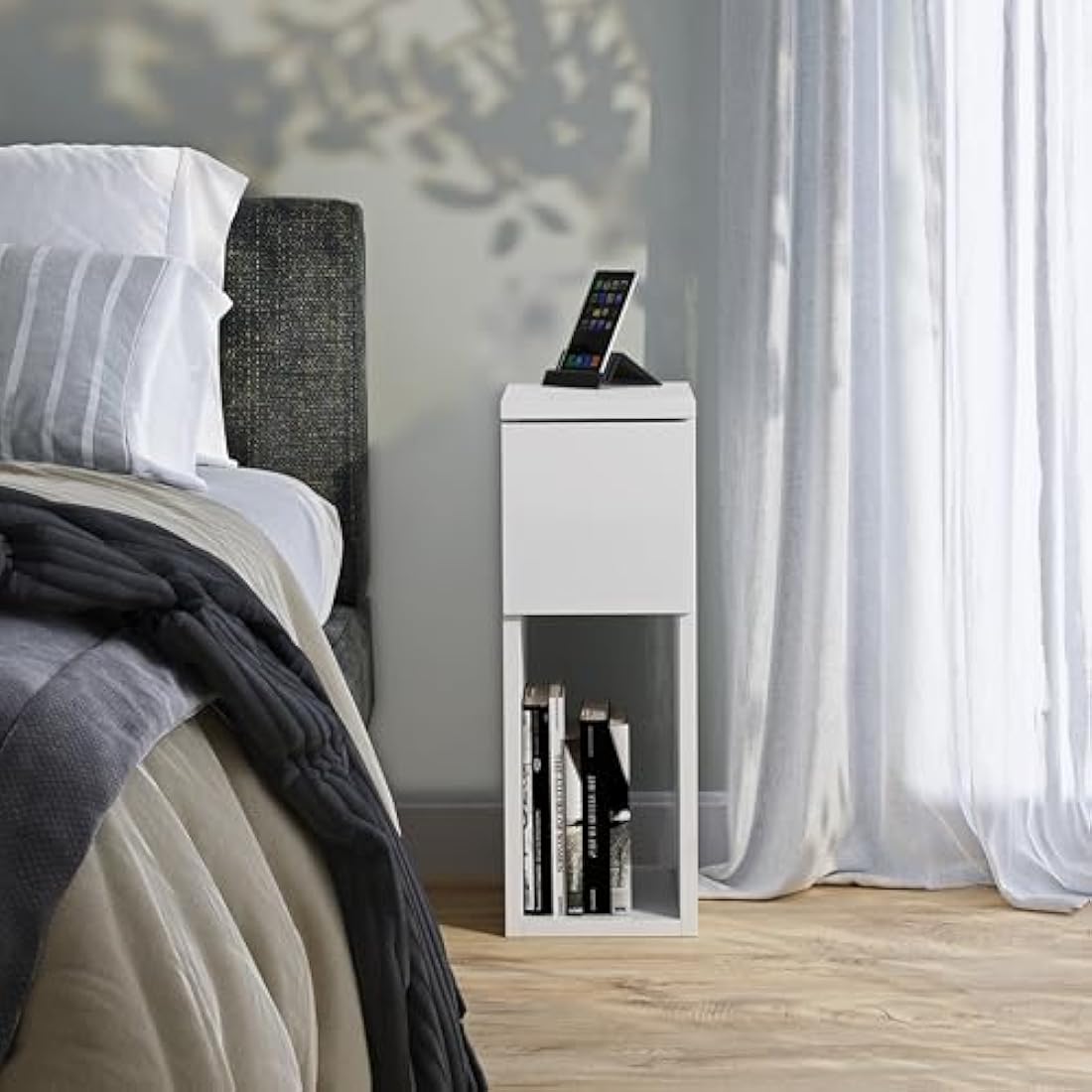 ComfortCove Bedside Tables, Bedside Drawers, Narrow Bedside Table, Bedside Cabinet, Slim End Table with Storage Shelf, White. Size: W20 x H55 x D30,5 cm