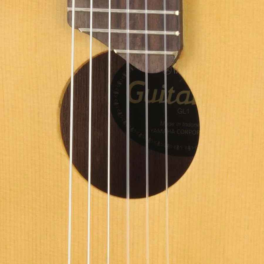 Yamaha Acoustic Guitalele, GL1 – A Hybrid Between Guitar and Ukulele (70 cm) with 6 Strings (3 Nylon/3 Metal Wound, Commonly Known as a Nylon String Set) and Fitted Yamaha Gigbag – Black