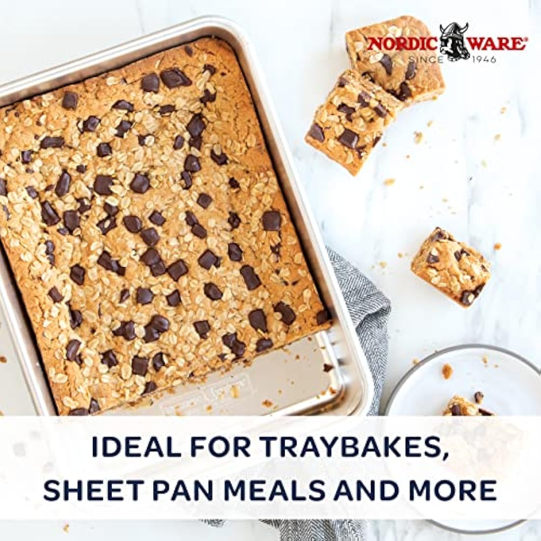 Nordic Ware Naturals 9" x 13" Rectangular Cake Pan, Natural Aluminium Baking Tin with Superior Heat Conductivity, Premium Bakeware Made in the USA, Silver