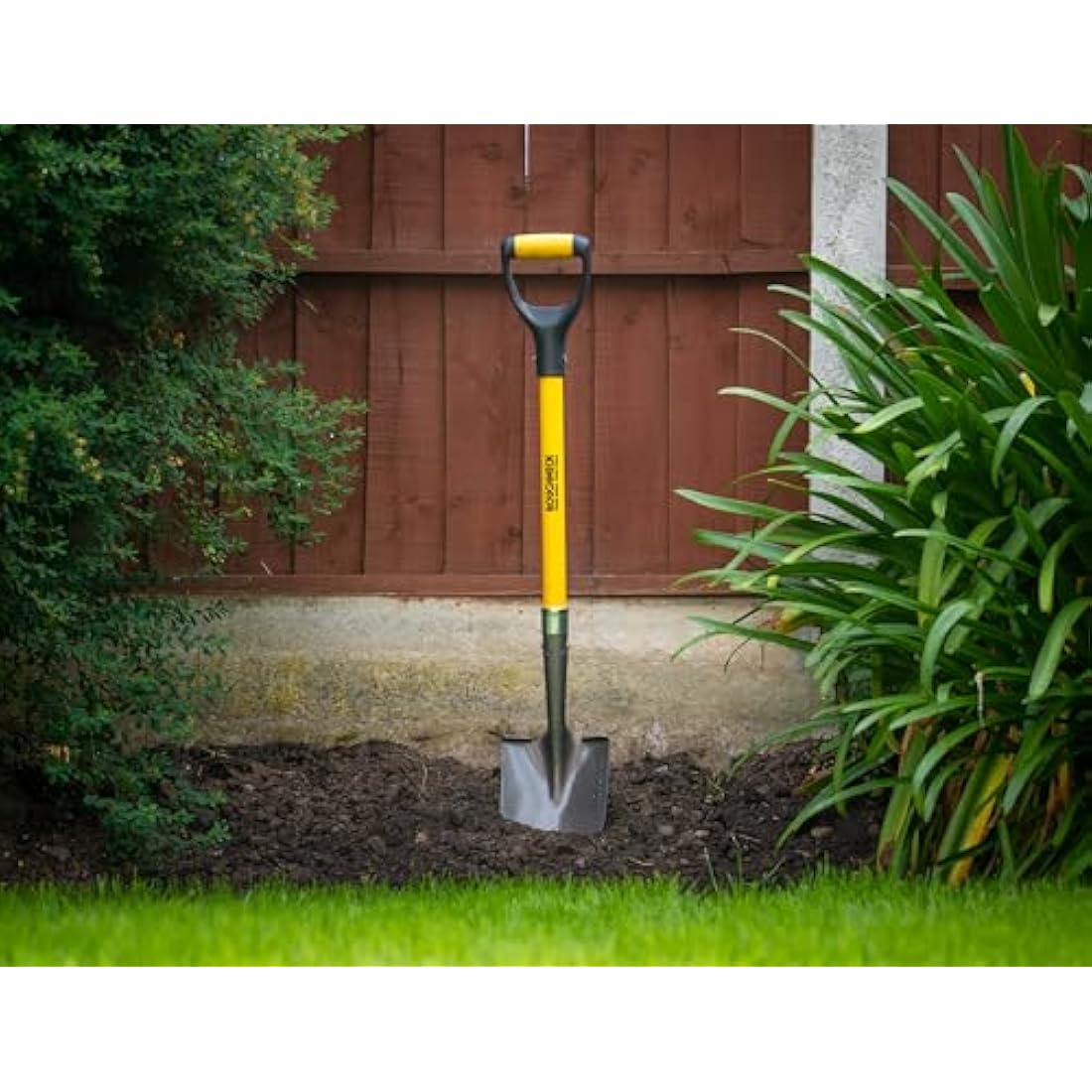Roughneck ROU68010 Round Pointed For Digging Mini Shovel 880mm/34½"