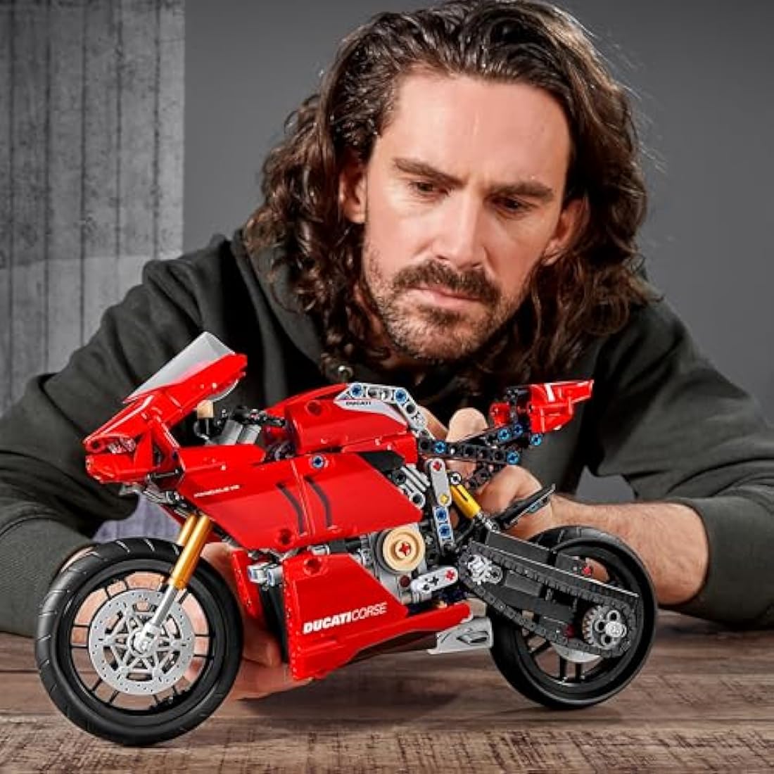 LEGO Technic Ducati Panigale V4 R 42107 Motorcycle Toy Building Kit (646 pieces), Build A Model Motorcycle, Featuring Gearbox and Suspension