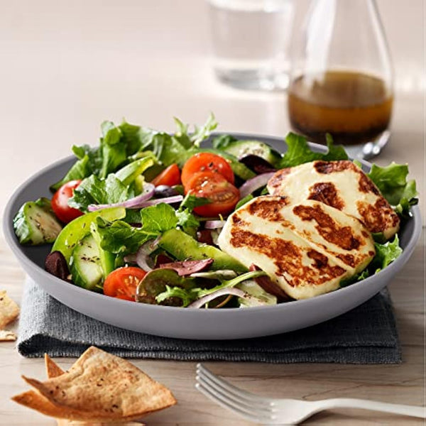 Odoland Lightweight Unbreakable Cutlery Sets for 4 People, Microwave and Dishwasher Safe Plates Bowls Mug Kit, Reusable Dinnerware with Cutlery, for Camping, Kitchen Gray