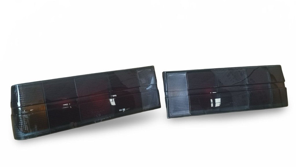 AMCP Pair Rear Lights Tail Lamps BMW 3 E30 Sedan Touring Cabrio 81-87 LHD