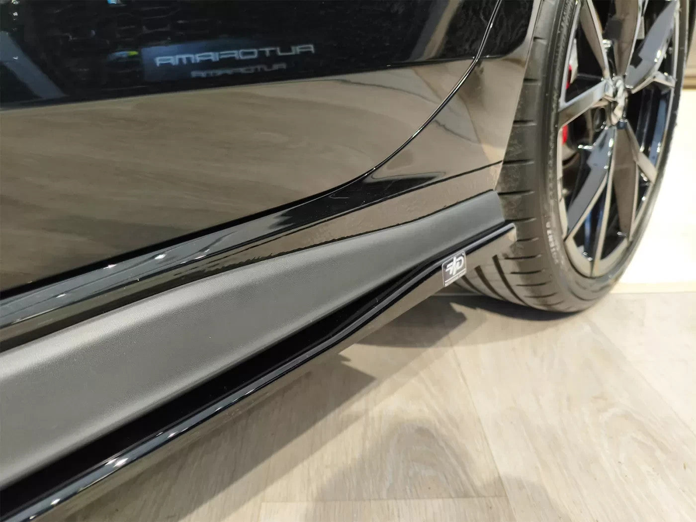 Motordrome Design Side Skirts Extensions Golf Mk8 GTI GTE GTI Clubsport R-Line