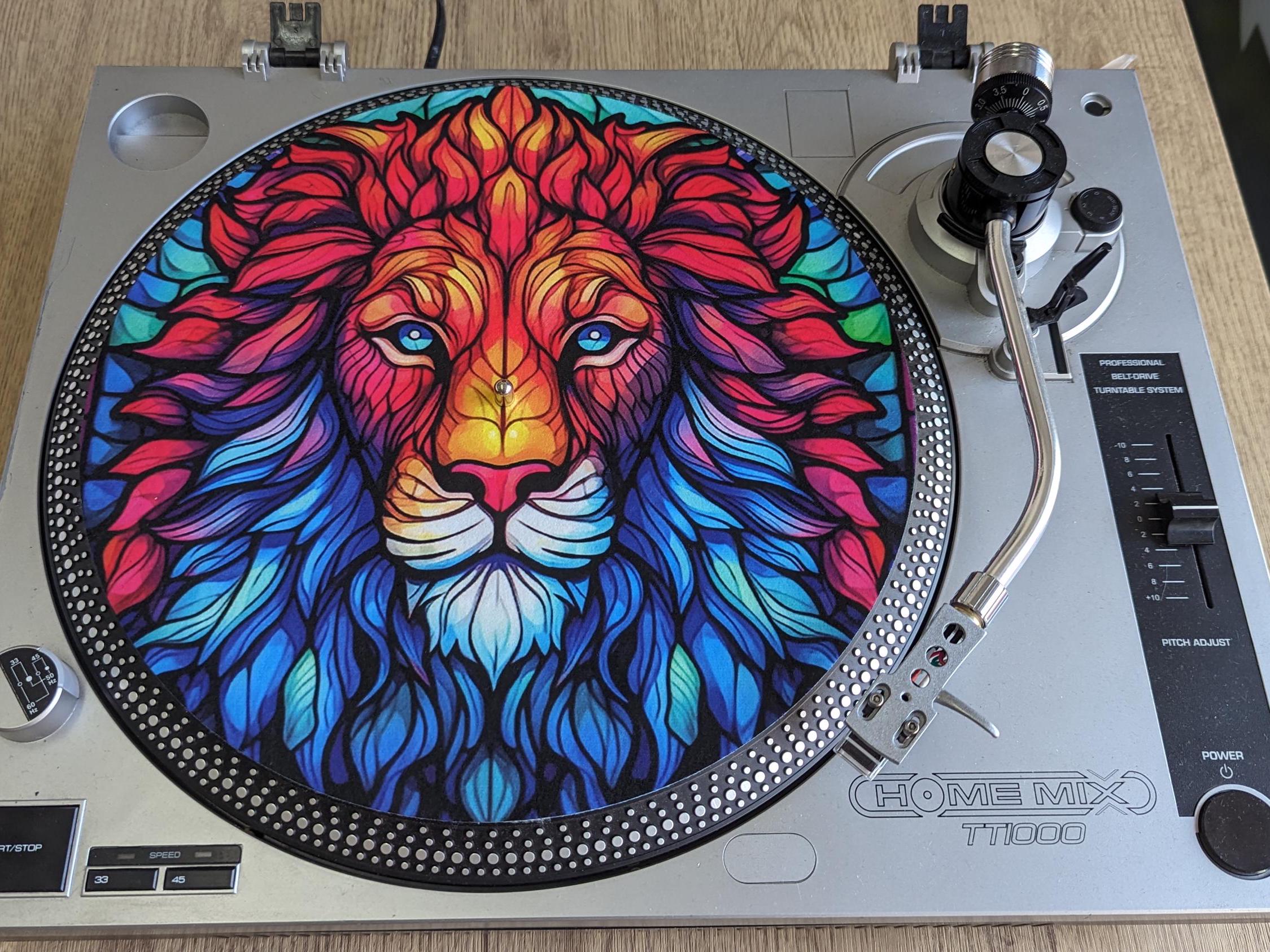 Stained Glass Lion Slipmat – 7"/12" Vinyl Turntable Mat