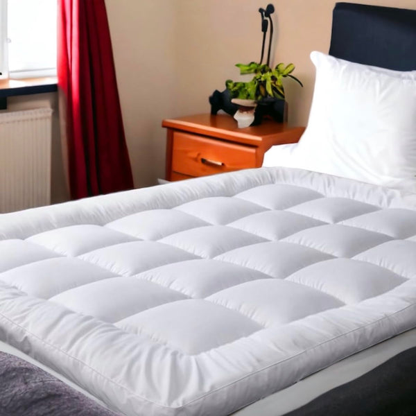 VL Mattress Topper Super King Size 10cm Thick Microfiber Quilted Fluffy and Soft Mattress Protector with Strong Corner Straps for Firm Grip WHITE