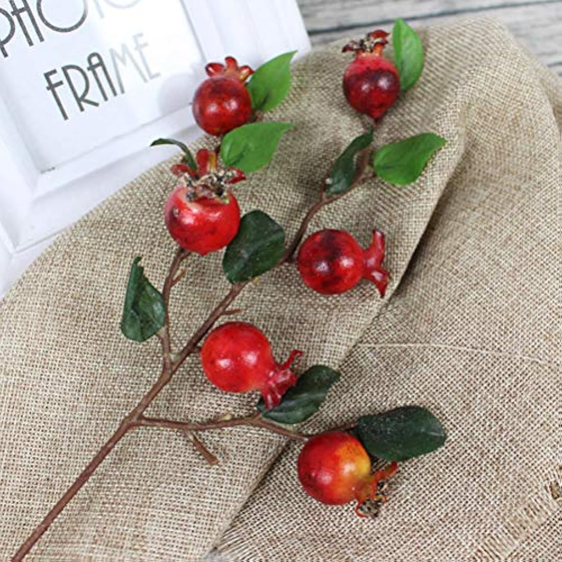 SUPVOX Artificial Rosehip Berries Artificial Pomegranate for Home Decoration (Red)