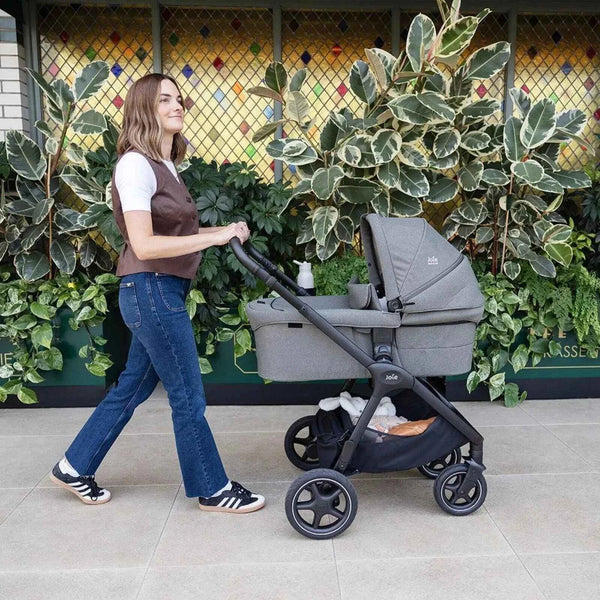 Joie Ramble XL Signature Carrycot - Maple