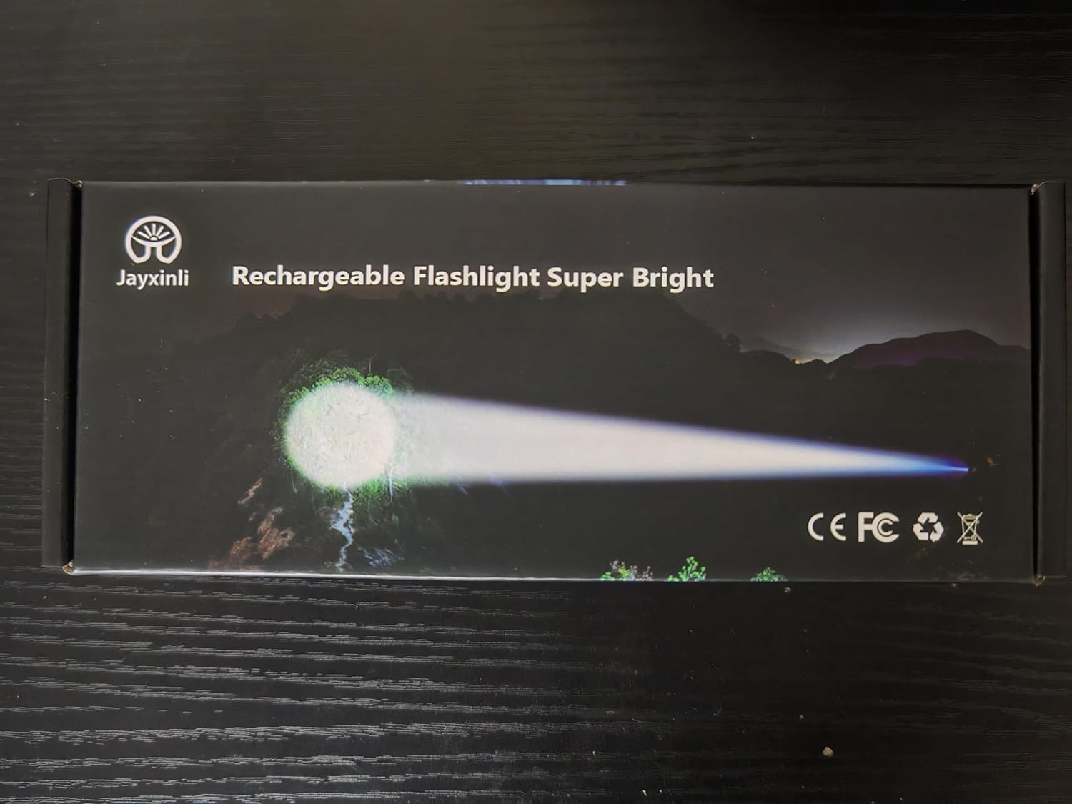 Jayxinli Torches LED Super Bright with Magnetic, 500000 Lumens High Power Rechargeable Torch with LCD Digital Display, Powerful Torch with 9 Light Modes and Zoom for Camping (with 5000mAh Battery)