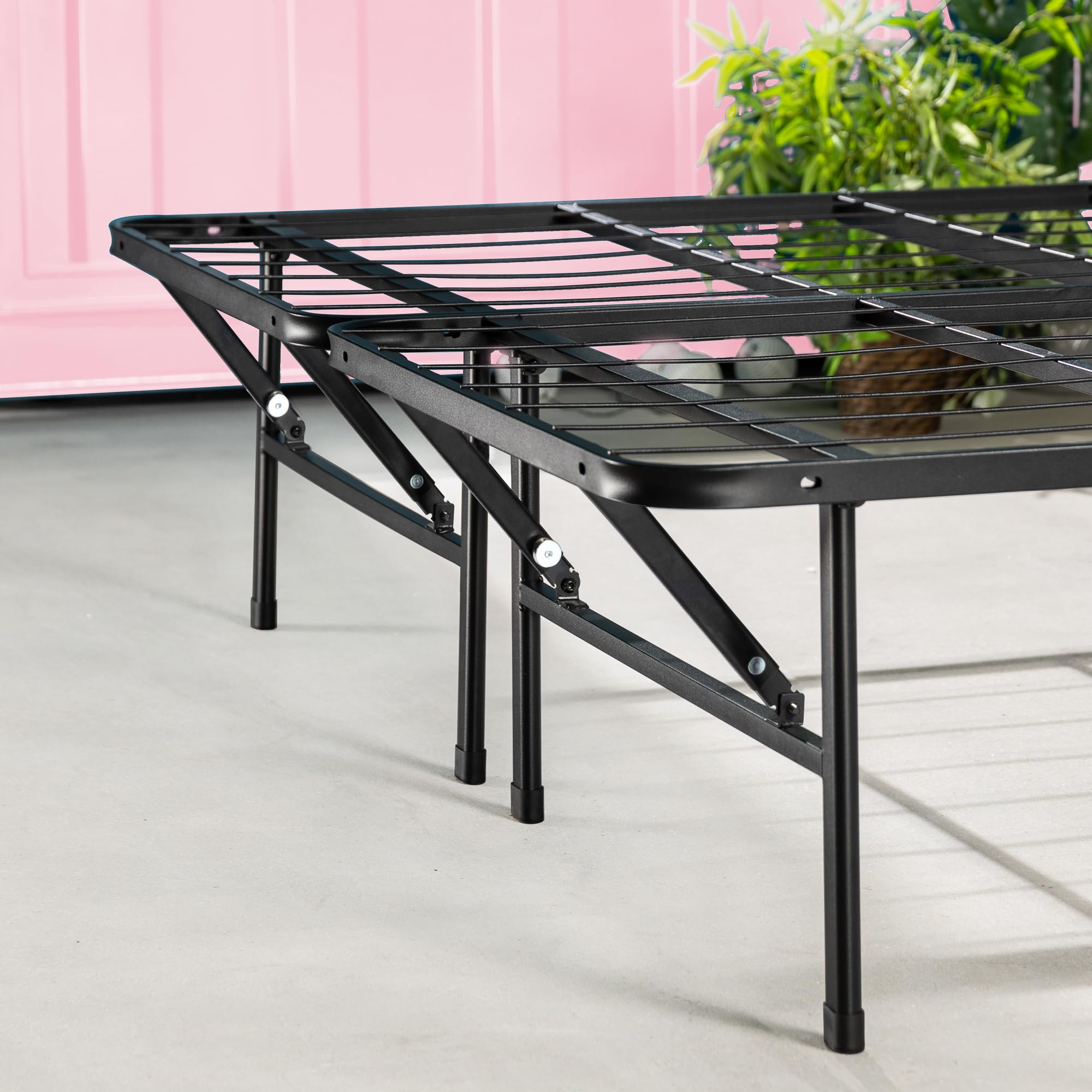 Zinus SmartBase King Size Bed frame - Bed 150x200 cm - 35 cm Height with Underbed Storage - Metal Platform Bed frame great for a guest bed - Black